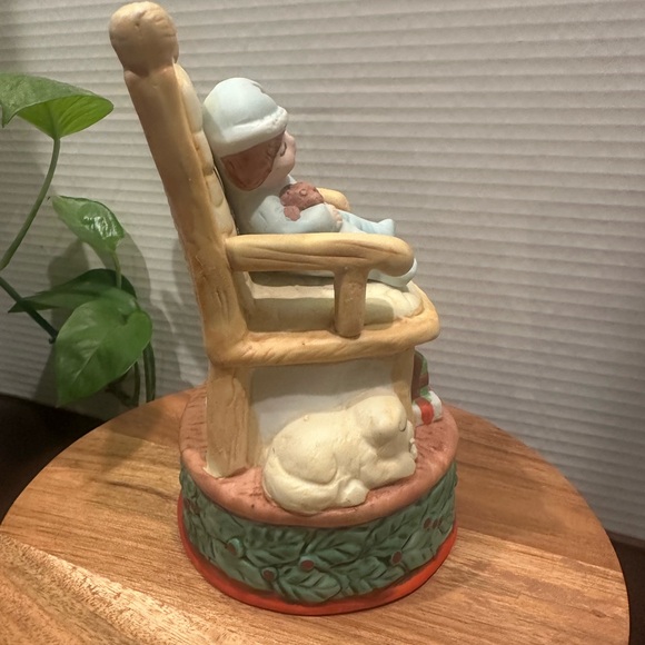 Night Before Christmas Vintage Silent Night Hand Painted Revolving Music Box - Picture 8 of 14